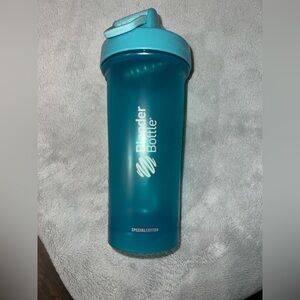 BlenderBottle Special Edition Teal Shaker
